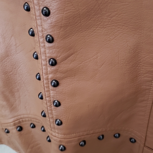 Womens Jacket - Picture 4 of 5